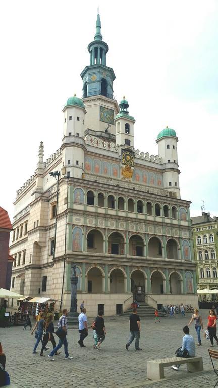 Appartamento Bluegrayorange Poznań Esterno foto