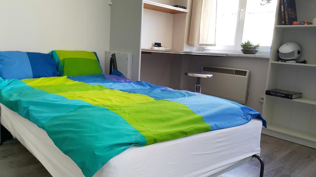 Appartamento Bluegrayorange Poznań Esterno foto